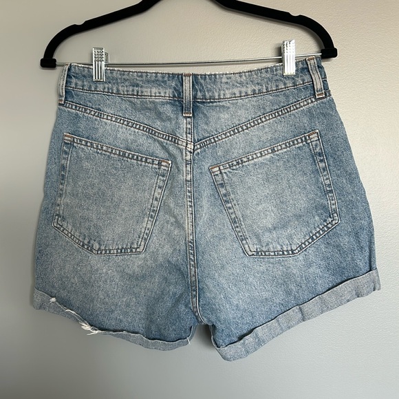 H&M Denim High Waisted Shorts - Picture 3 of 5
